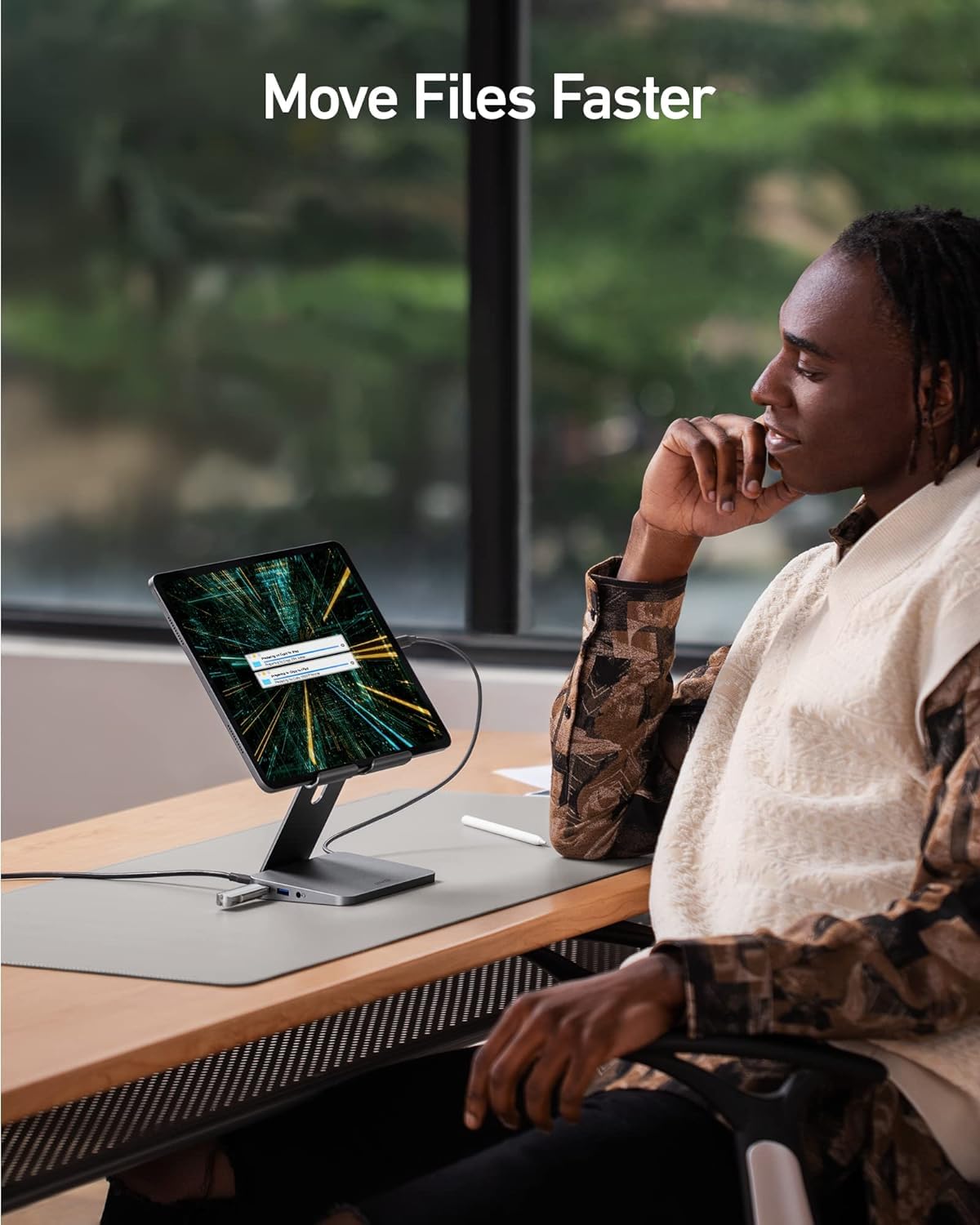 Anker USB C Hub for iPad, 551 USBC Hub (8-in-1), with Foldable Tablet Stand, 4K HDMI, 2 USB-A Data Ports, for iPad Pro 5th Gen/Air 5th Gen/Mini 6th and Later (Silver) - Image 6